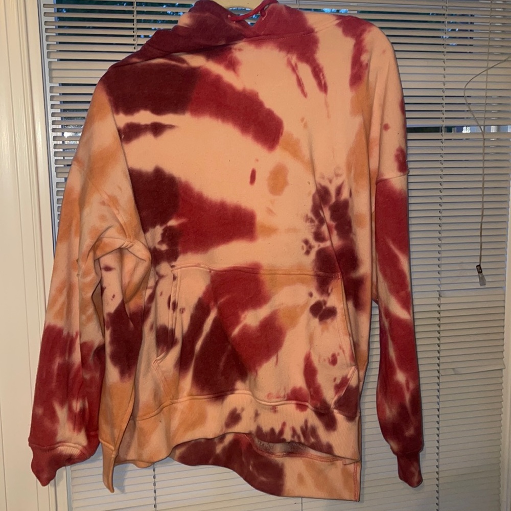oversized tie dye crewneck from american eagle